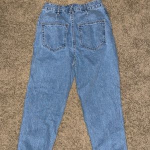 SHEIN Petite | Solid Slant Pocket Mom Jeans